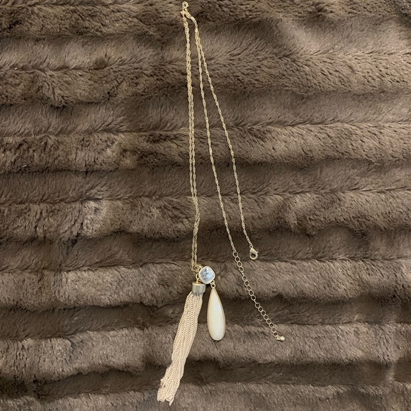 Loft Statement Necklace - Picture 3 of 3